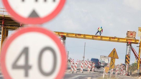 Budowa S17: Szykujcie się na objazdy (zdjęcia)