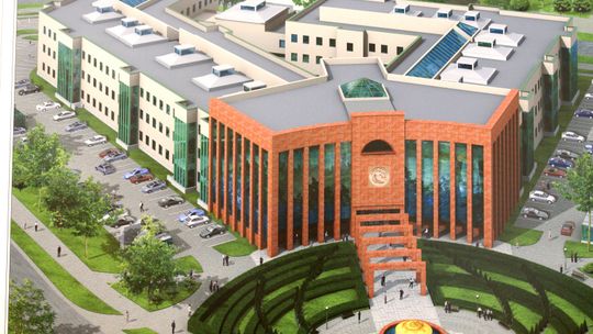 Budowa stoi, sąd w Zamościu cierpliwie czeka