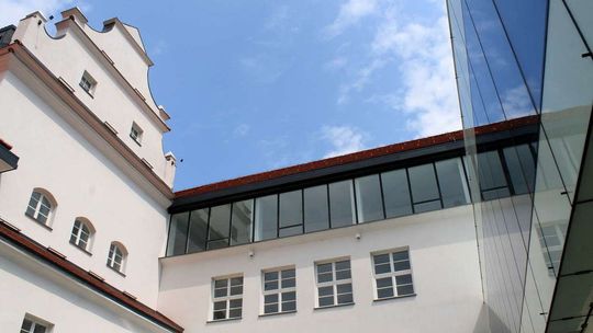 Budowa szkoły w Kazimierzu Dolnym wraca do prokuratury. "Decyzja o umorzeniu była przedwczesna"