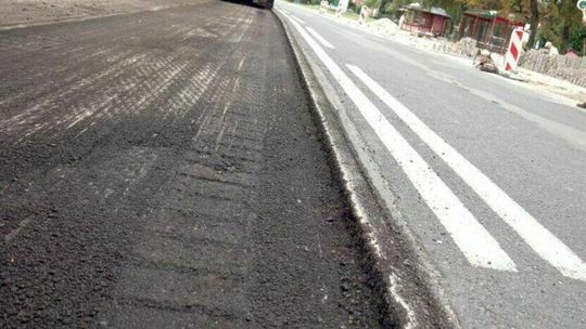 Budowa ulicy pod lupą prokuratury. Od 8 lat wymaga ciągłych napraw