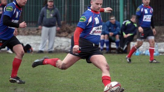 Budowlani przegrali w Poznaniu. W sobotę o godz. 14 mogą się zrewanżować