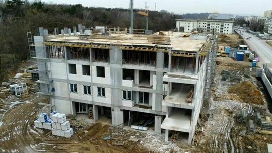 Budownictwo mieszkaniowe w odwrocie. Na Lubelszczyźnie wydano o połowę mniej pozwoleń na budowę niż przed rokiem!