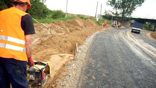 Budują nową ulicę Pliszczyńską. Stara droga będzie rozebrana