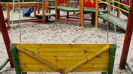 Budują nowe przedszkole. Czy dzieci pomieszczą się na placu zabaw?