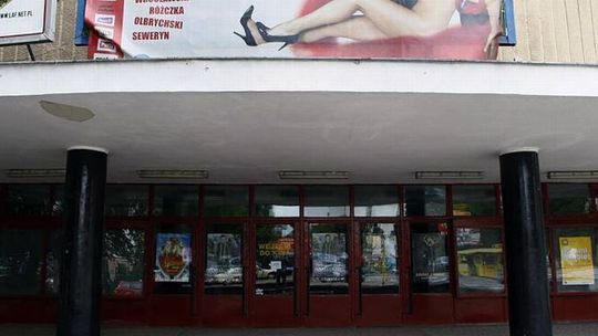 Budynek po kinie \"Kosmos” nadal szuka właściciela
