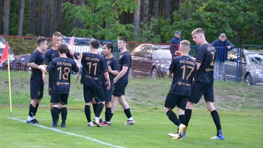 Bug Hanna – Błękitni Obsza 3:1. Walczą o piąte miejsce w grupie spadkowej, które może dać utrzymanie