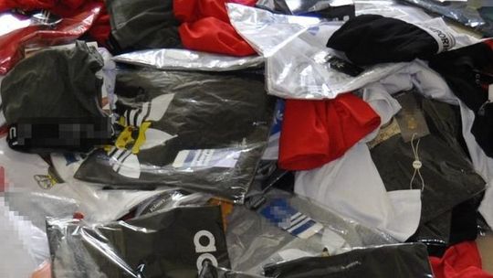 Bułgarzy sprzedawali podrobione ubrania na rynku w Radzyniu Podlaskim