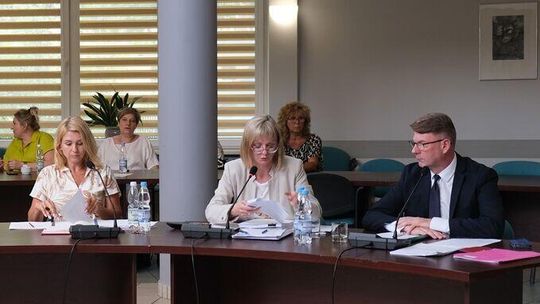 Burmistrz Muszyński może spać spokojnie. Radni go nie zawiedli 