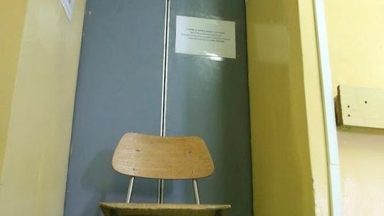 Burmistrz Piask wzywa "na dywanik" i grozi dymisją. Przez windę w przychodni