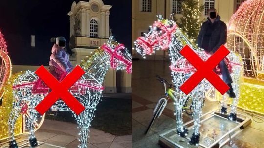 Burmistrz zachęcał do zdjęć z dekoracją świąteczną. Mieszkańcy wsiadają na konia 