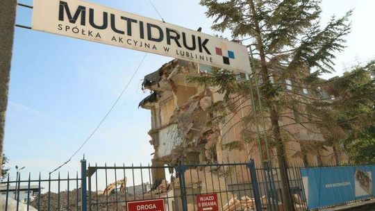 Burzą budynek dawnej drukarni przy ul. Unickiej