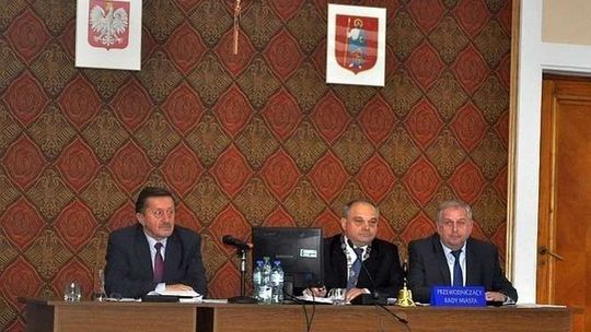 Burza w Zamościu. Rada Miasta przeciwko działaniom rządu. PiS: "Przeproście mieszkańców"