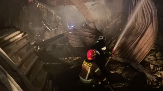 Burze wokół Zamościa. Po uderzeniu pioruna z dymem poszło 600 tys. zł