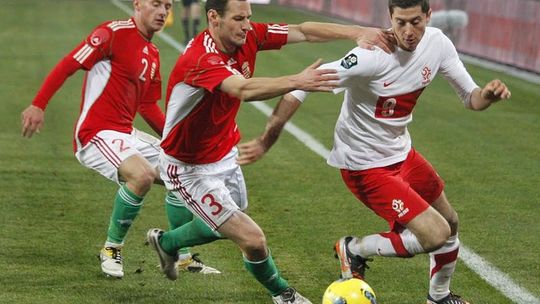 Buty Lewandowskiego sprzedane za 1,1 tys. zł
