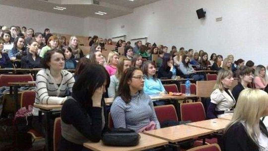 Bydgoszcz. Studenci UKW muszą płacić, by dostać zaliczenie?