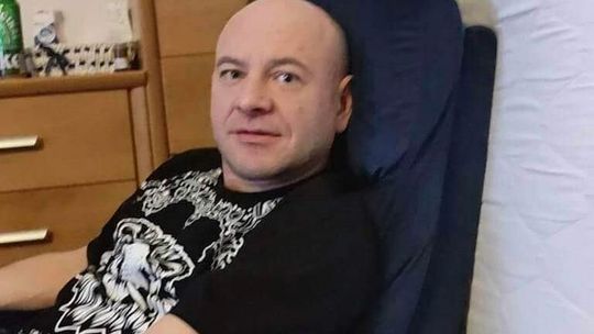 Był na dyskotece, a później jakby się rozpłynął. Konrada od tygodnia szukają znajomi i policja