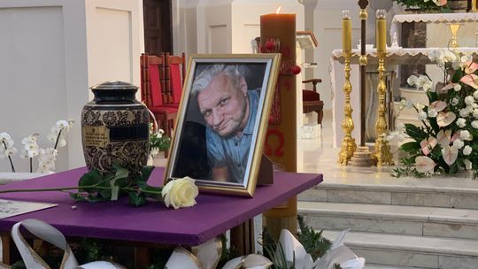 "Był oryginalnym, barwnym i ciekawym świata człowiekiem". Pożegnanie Wojtka Zakrzewskiego
