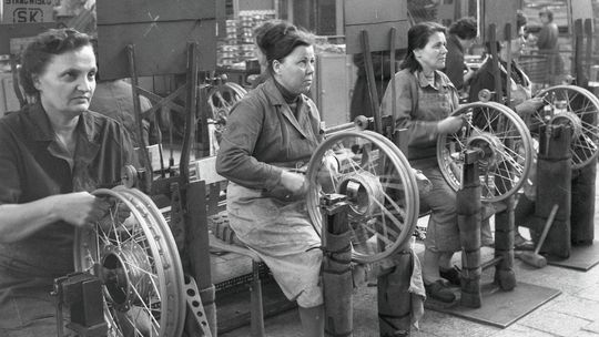 Był sobie przemysłowy Lublin. "Wszechobecny brud, fatalne warunki pracy" [zdjęcia]