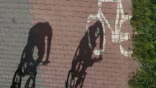 Była petycja i poparcie radnych sejmiku. Jest przetarg na ścieżkę rowerową 