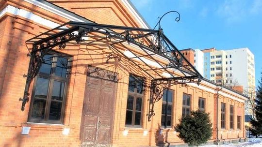 Byłe kasyno wojskowe w Puławach znów do wzięcia