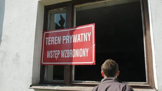 Byli członkowie oskarżają sektę Niebo o nielegalne pochówki