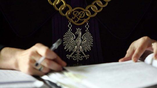 Były dyrektor gimnazjum uniewinniony z zarzutu molestowania uczennicy