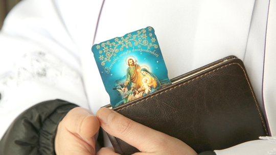 Były proboszcz w więzieniu za molestowanie dziewczynek. 10-letni chłopiec kolejną ofiarą?