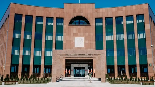 Były wójt gminy Sułów prawomocnie skazany. Chodzi o „ustawienie” przetargu