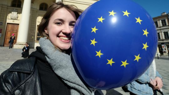 "Cała Polska śpiewa Odę do Radości". W Lublinie także śpiewano [wideo]