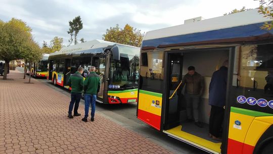 Cała pula 12 elektryków już dotarła do miasta. W planach centrum przesiadkowe 