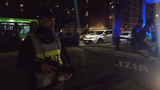 Całe Włochy "strefą chronioną" z powodu koronawirusa. Bunty w więzieniach