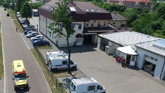 Cały weekend w trasie. Nóż w szyi, zasłabnięcie na wodzie, wypadki