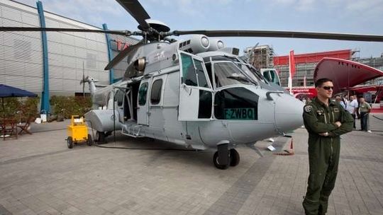 Caracale wciąż nie nadlatują. Co dalej z przetargiem na śmigłowce dla armii?