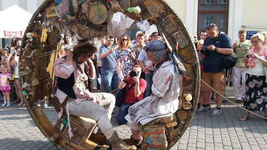 Carnaval Sztuk-Mistrzów: Przyszło ponad 120 tys. osób (wideo)