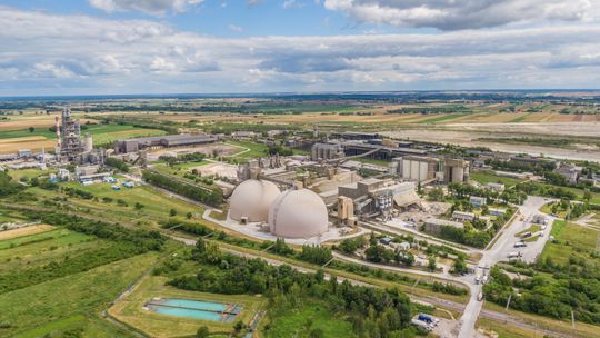 Cemex z Chełma stawia na zieloną energię, bo to buduje więź