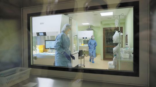 Centrum Onkologii Ziemi Lubelskiej po rozbudowie i modernizacji czeka na pieniądze