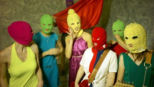 Cerkiew za \"miłosierdziem w ramach prawa\" ws. Pussy Riot