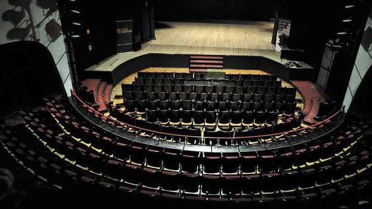 "Chatka Żaka" czeka na remont. Jest kolejny przetarg, uczelnia tnie koszty 