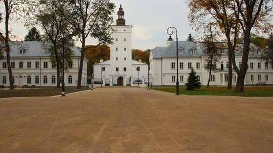 Chcą odbudować XVII-wieczny Pałac Radziwiłłów. Powstanie centrum biznesowe?