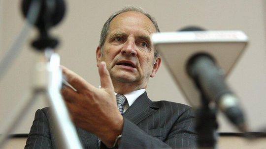 Chcą odwołania szefa sanepidu, bo za bardzo lubi rozgłos w mediach