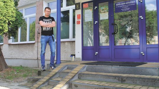 Chce pomóc na własny koszt, urzędnicy zwlekają z decyzją. "Czekam od marca"