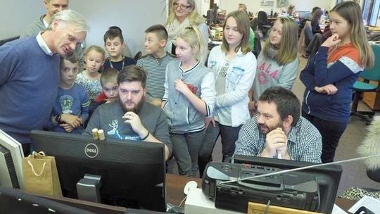 Chcemy być dziennikarzami! Uczniowie z wizytą w redakcji
