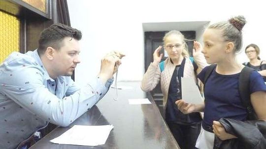 Chcesz zagrać w serialu? Castingi m.in. do "Wojennych dziewczyn" i "Pamiętników z wakacji"