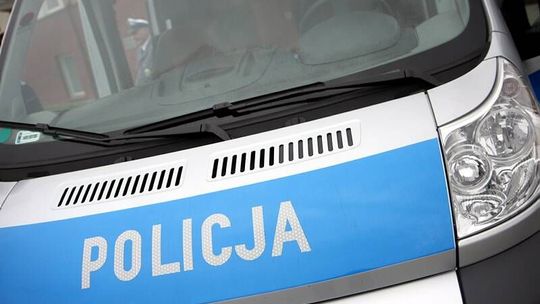 Chciał okraść swoją firmę. Wybił szybę i upozorował włamanie