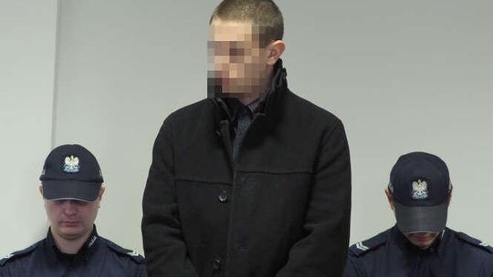 Chciał poderżnąć gardło taksówkarzowi. Matka go broni: "Boi się krwi. Nawet kury nie mógł zabić"