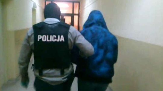 Chciał się umówić na seks z 14-latką. Zamiast niej spotkał policjantów