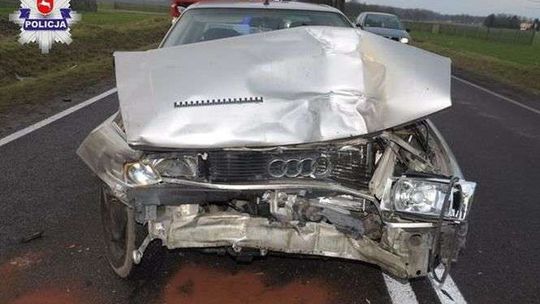 Chciał skręcić w lewo. 27-latka nie zdążyła wyhamować 