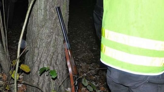 Chciał zastrzelić dzika, trafił kolegę? Nowe fakty ws. tragicznej śmierci na polowaniu