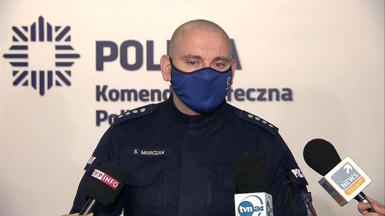 Chciał zdetonować samochód pod komisariatem. „usiłowanie zabójstwa policjantów"