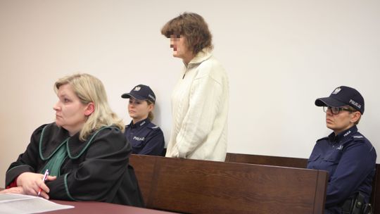 Chciała obronić córkę przed gwałtem, chwyciła za nóż. Grozi jej więzienie